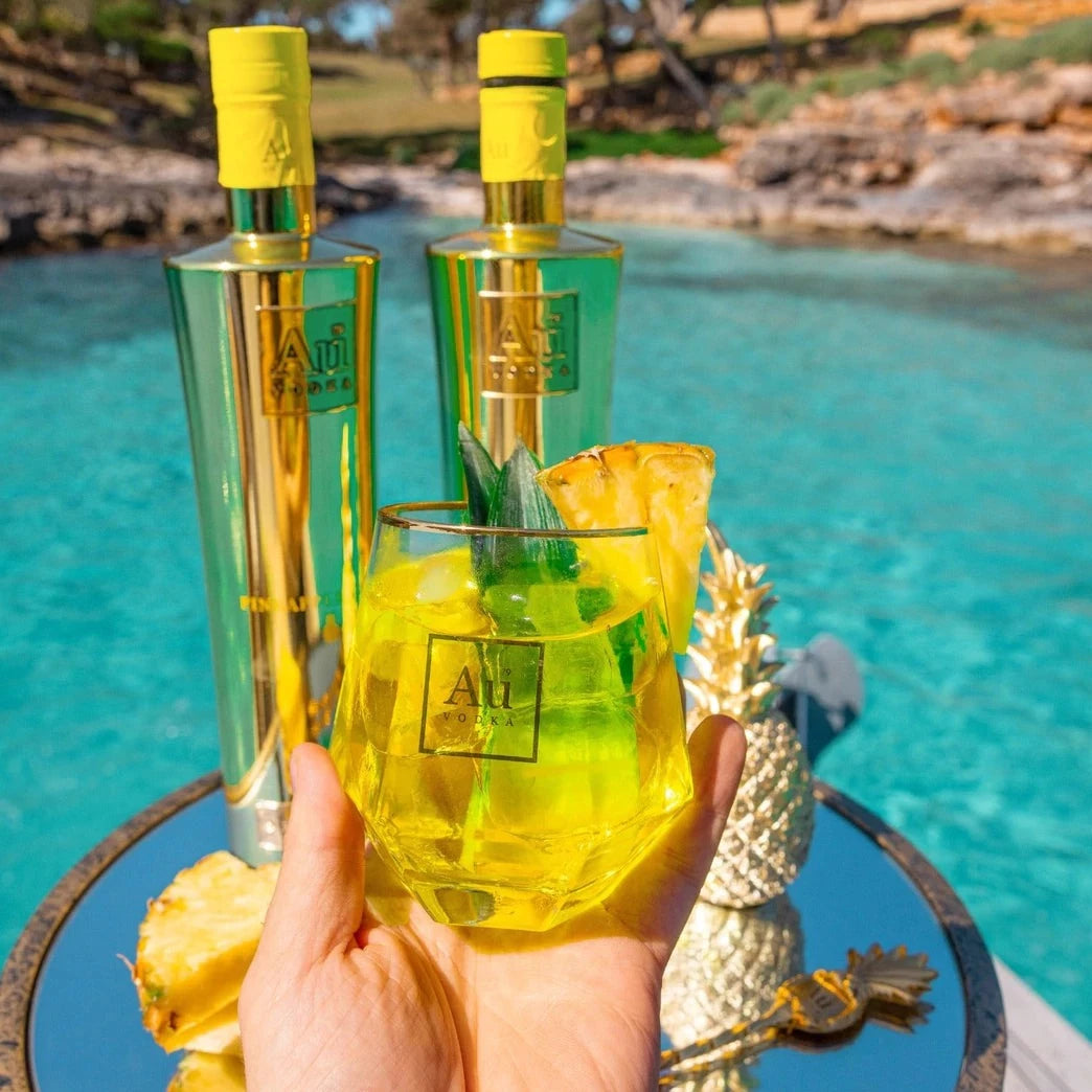 Au Vodka Pineapple Crush 70cl